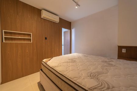 Casa de condomínio à venda com 180m², 3 quartos e 2 vagasQuarto 1