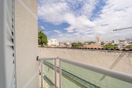 Casa de condomínio à venda com 180m², 3 quartos e 2 vagasVaranda do Quarto 1