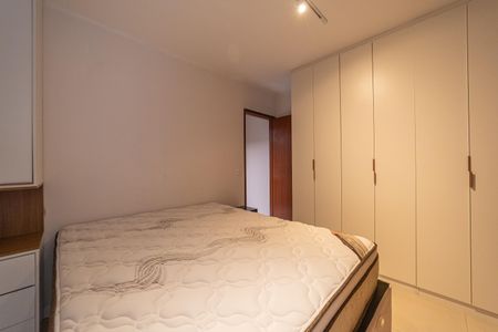 Quarto 1 de casa de condomínio à venda com 3 quartos, 180m² em Vila Nova Savoia, São Paulo