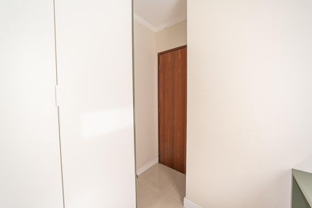 Casa de condomínio à venda com 180m², 3 quartos e 2 vagasQuarto 3