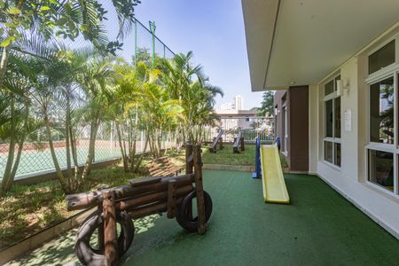 Apartamento à venda com 57m², 2 quartos e 1 vaga Apartamento à venda com 57m², 2 quartos e 1 vagaÁrea comum - Playground