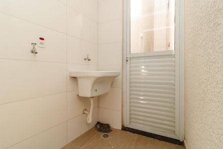 Apartamento para alugar com 41m², 2 quartos e sem vaga Apartamento para alugar com 41m², 2 quartos e sem vagaÁrea de Serviço