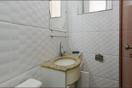 Apartamento à venda com 67m², 3 quartos e 1 vaga Apartamento à venda com 67m², 3 quartos e 1 vagaBanheiro Suíte