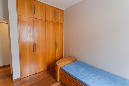 Apartamento para alugar com 141m², 4 quartos e 2 vagas Apartamento para alugar com 141m², 4 quartos e 2 vagasQuarto 4