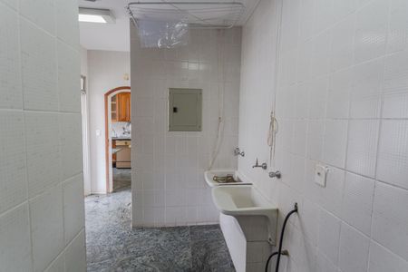 Apartamento para alugar com 141m², 4 quartos e 2 vagas Apartamento para alugar com 141m², 4 quartos e 2 vagasÁrea de Serviço