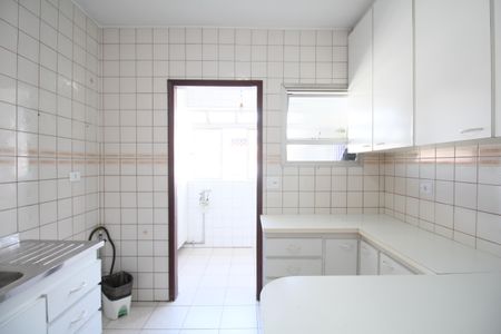 Apartamento à venda com 62m², 2 quartos e 1 vagaCozinha - Armários