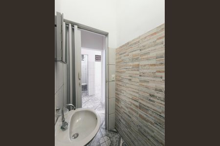 Casa para alugar com 58m², 1 quarto e 2 vagas Casa para alugar com 58m², 1 quarto e 2 vagasBanheiro da Suíte