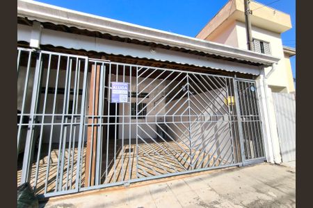 Casa para alugar com 58m², 1 quarto e 2 vagas Casa para alugar com 58m², 1 quarto e 2 vagasFachada