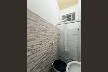 Casa para alugar com 58m², 1 quarto e 2 vagas Casa para alugar com 58m², 1 quarto e 2 vagasBanheiro da Suíte