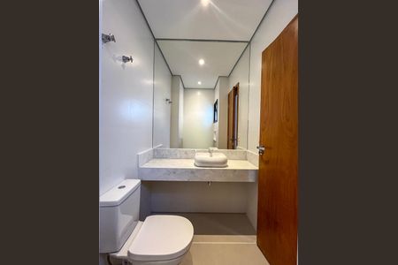 Casa para alugar com 112m², 3 quartos e 2 vagasBanheiro da Suite 3