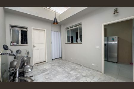 Casa à venda com 290m², 3 quartos e 2 vagasQuintal