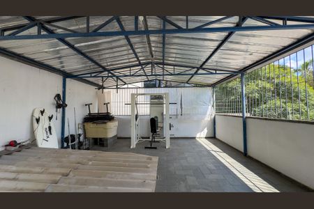 Casa à venda com 290m², 3 quartos e 2 vagasVaranda