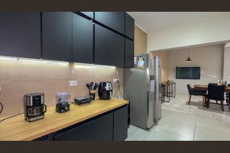 Casa à venda com 290m², 3 quartos e 2 vagasCozinha