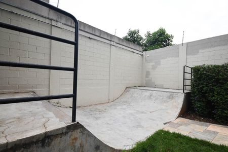 Área comum de apartamento para alugar com 3 quartos, 206m² em Vila Sonia, São Paulo
