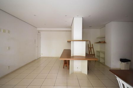 Área comum de apartamento para alugar com 3 quartos, 206m² em Vila Sonia, São Paulo