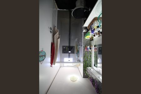 Banheiro de apartamento para alugar com 2 quartos, 44m² em Jardim Suina, Taboão da Serra