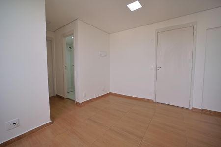 Sala de apartamento para alugar com 2 quartos, 38m² em Vila Campanela, São Paulo