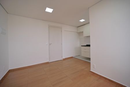 Sala de apartamento para alugar com 2 quartos, 38m² em Vila Campanela, São Paulo