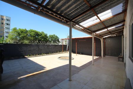 Casa para alugar com 340m², 4 quartos e 3 vagasÁrea Externa