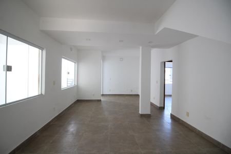 Casa para alugar com 340m², 4 quartos e 3 vagasSala (casa 1)