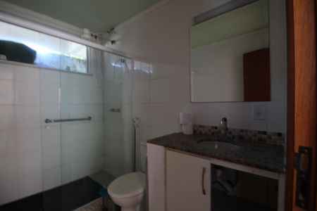 Casa para alugar com 340m², 4 quartos e 3 vagasBanheiro Social (casa 1)