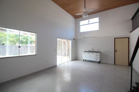 Casa para alugar com 340m², 4 quartos e 3 vagasSala - Cozinha (casa 2)