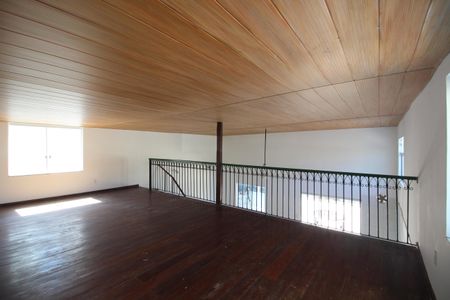 Casa para alugar com 340m², 4 quartos e 3 vagasMezanino (casa 2)