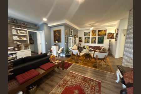 Apartamento para alugar com 112m², 2 quartos e 2 vagasSala