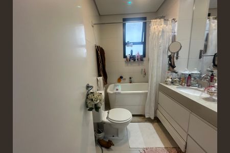 Apartamento para alugar com 112m², 2 quartos e 2 vagasBanheiro da Suíte 1
