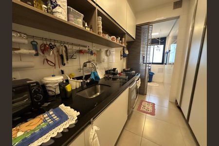 Apartamento para alugar com 112m², 2 quartos e 2 vagasCozinha