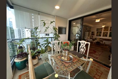 Apartamento para alugar com 112m², 2 quartos e 2 vagasVaranda da Sala