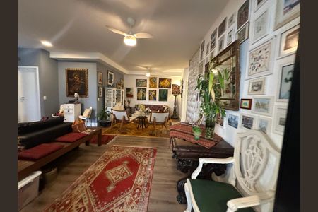 Apartamento para alugar com 112m², 2 quartos e 2 vagasSala