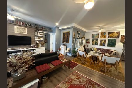 Apartamento para alugar com 112m², 2 quartos e 2 vagasSala