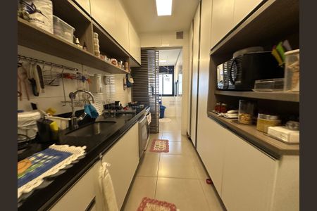 Apartamento para alugar com 112m², 2 quartos e 2 vagasCozinha