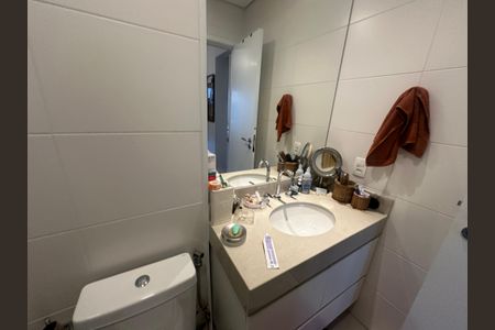 Apartamento para alugar com 112m², 2 quartos e 2 vagasBanheiro da Suíte 2