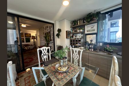 Apartamento para alugar com 112m², 2 quartos e 2 vagasVaranda da Sala