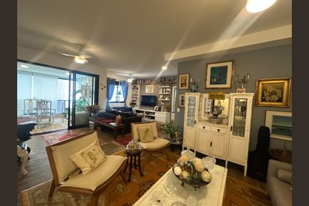 Apartamento para alugar com 112m², 2 quartos e 2 vagasSala