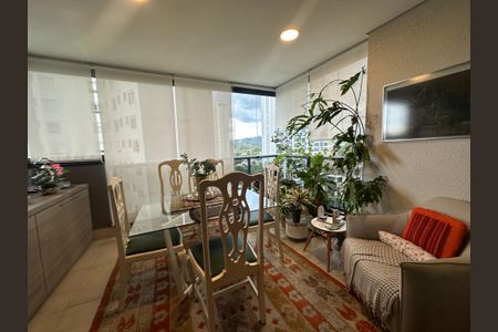 Apartamento para alugar com 112m², 2 quartos e 2 vagasVaranda da Sala
