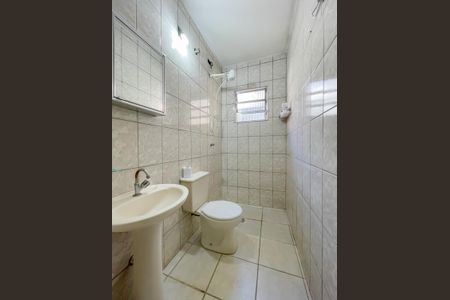 Casa à venda com 164m², 2 quartos e 2 vagas Casa à venda com 164m², 2 quartos e 2 vagasBanheiro da Suíte 1