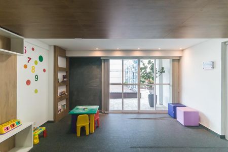 Apartamento para alugar com 100m², 2 quartos e 2 vagas Apartamento para alugar com 100m², 2 quartos e 2 vagasBrinquedoteca