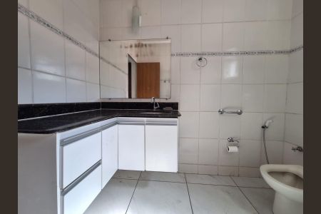 Casa à venda com 287m², 3 quartos e 4 vagasBanheiro