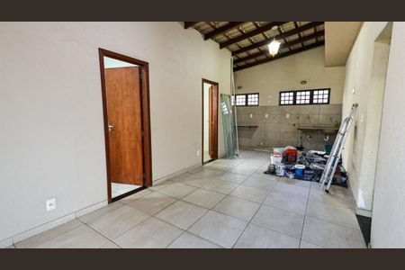 Casa à venda com 287m², 3 quartos e 4 vagasÁrea de Serviço