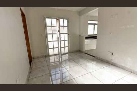 Casa à venda com 287m², 3 quartos e 4 vagasSala 2