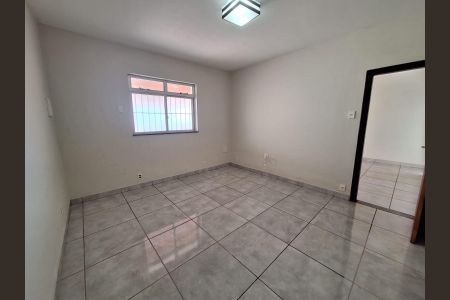 Casa à venda com 287m², 3 quartos e 4 vagasQuarto