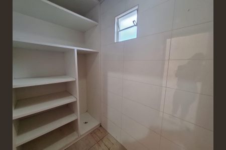 Casa à venda com 287m², 3 quartos e 4 vagasDispensa