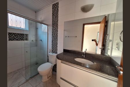 Casa à venda com 287m², 3 quartos e 4 vagasBanheiro