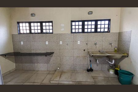 Casa à venda com 287m², 3 quartos e 4 vagasÁrea de Serviço