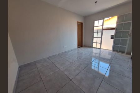 Casa à venda com 287m², 3 quartos e 4 vagasSala 2