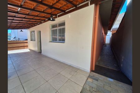 Casa à venda com 287m², 3 quartos e 4 vagasÁrea externa