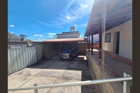 Casa à venda com 287m², 3 quartos e 4 vagasÁrea externa
